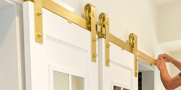 News Alert: DIY Modern Barn Door Closet by Shabyfufu preview image